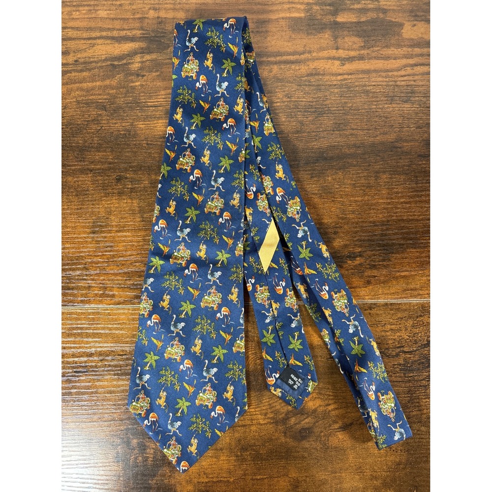 Salvatore Ferragamo Mens Navy Blue Silk Safari Animal Print Tie Made in Italy